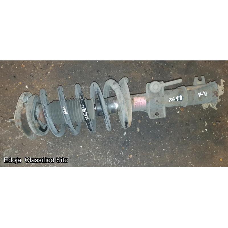 Volvo XC90 D5 2.4 Right Side Front Shock Leg 2005