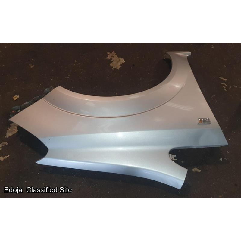 Vauxhall Zafira B Right Side Front Wing Silver 2013