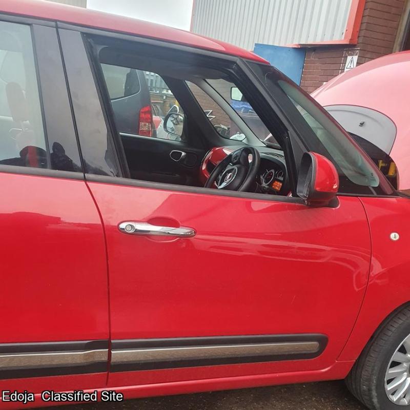 Fiat 500 Lounge Front Right Side Door Red 111/A Complete 2013