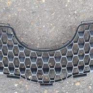 Toyota Yaris Front Bumper Grille 2006