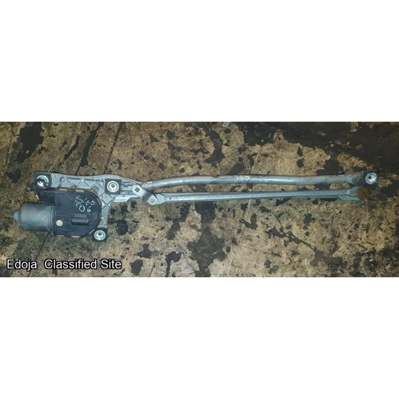 Volvo S40 Wiper Motor And Linkage 2006