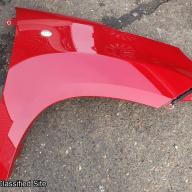 Fiat 500L Right Side Front Wing Red 2013