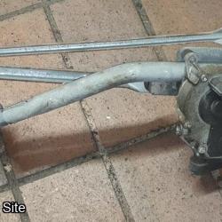 Ford Fiesta Front Wiper Motor And Linkage 2005