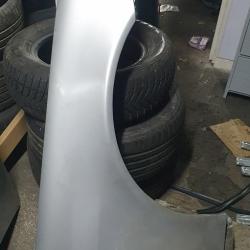 Mercedes Benz Kompressor Right Side Front Wing Silver 2006