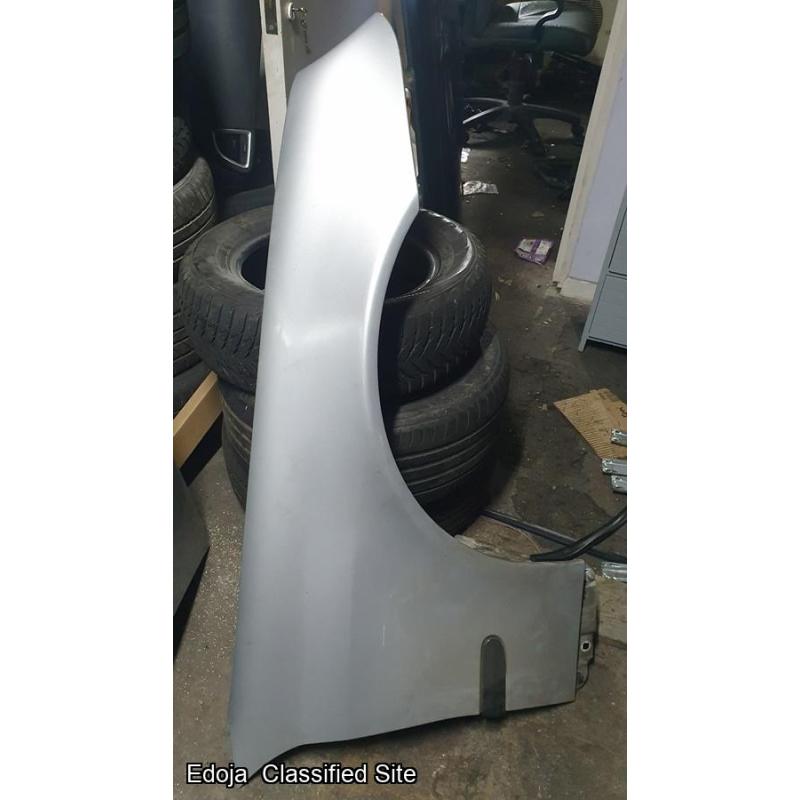 Mercedes Benz Kompressor Right Side Front Wing Silver 2006