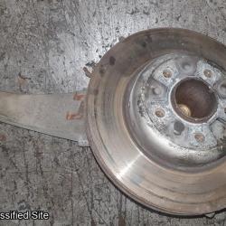 BMW 520D F10 Left Side Front Hub And Bearing 2011