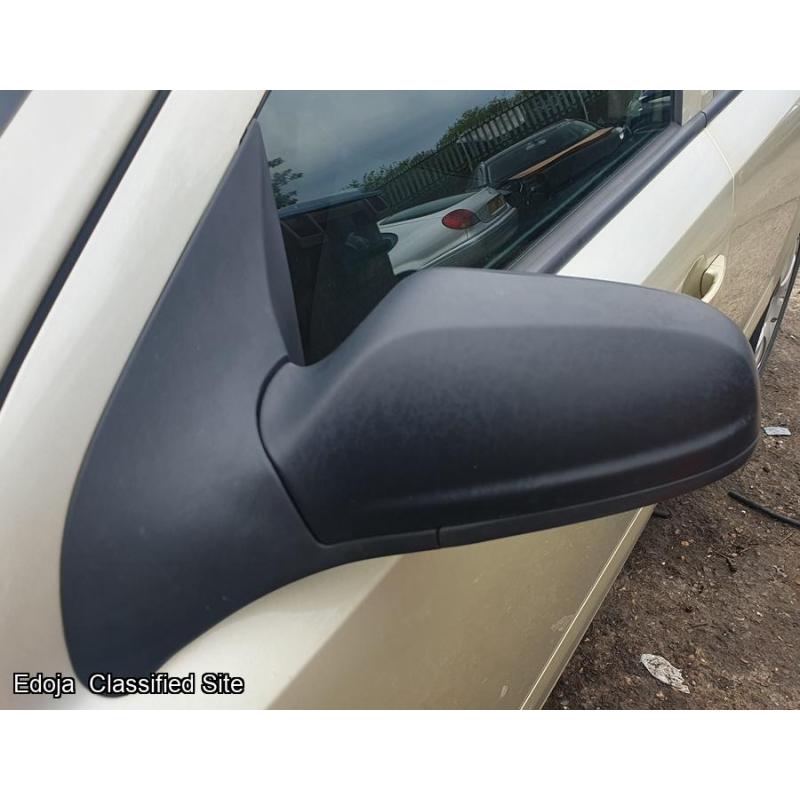 Vauxhall Astra H Left Side Wing Mirror 2005