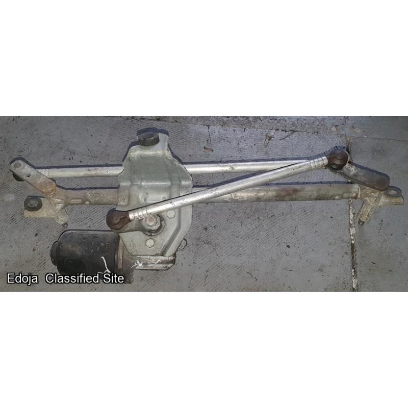 Vauxhall Corsa C Front Wiper Linkage And Motor 2003