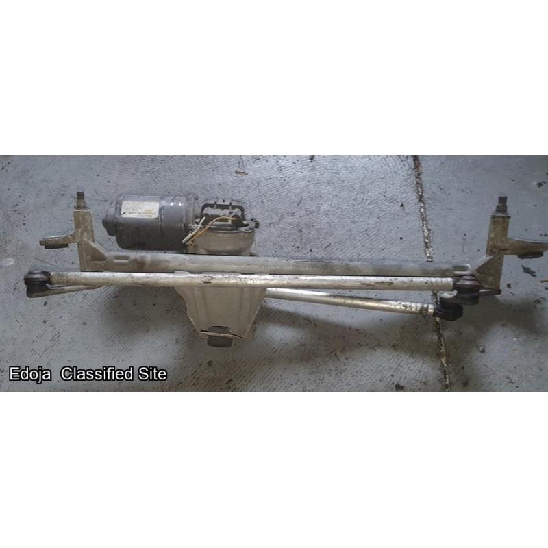 Vauxhall Corsa C Front Wiper Linkage And Motor 2003