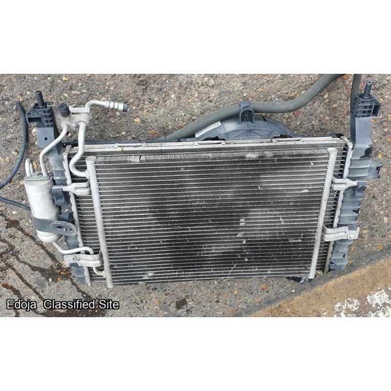 Vauxhall Astra J 1.4 Complete Radiator A14XER 2010