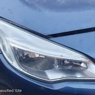 Vauxhall Astra J Driver Side Headlight 2011