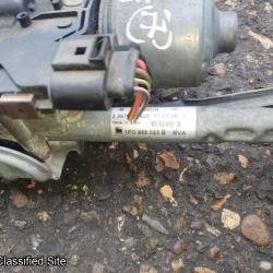 Seat Leon Right Side Front Wiper Linkage And Motor 2007