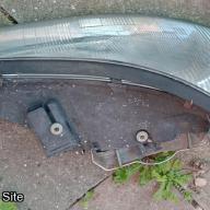 Ford Mondeo Mk1 Right Side Headlight 1997