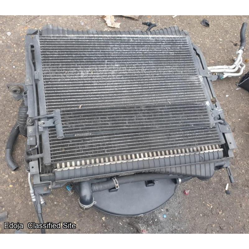 Land Rover Discovery 4 3.0 Diesel Radiator 2014