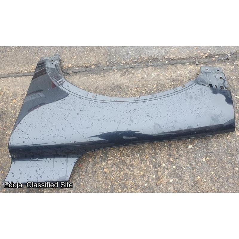Volvo XC90 left Side Front Wing Black 2009