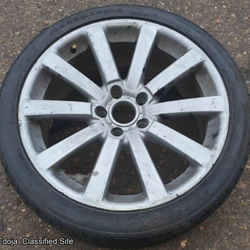 VW Passat CC 235/18 Inch Tyre And Alloy